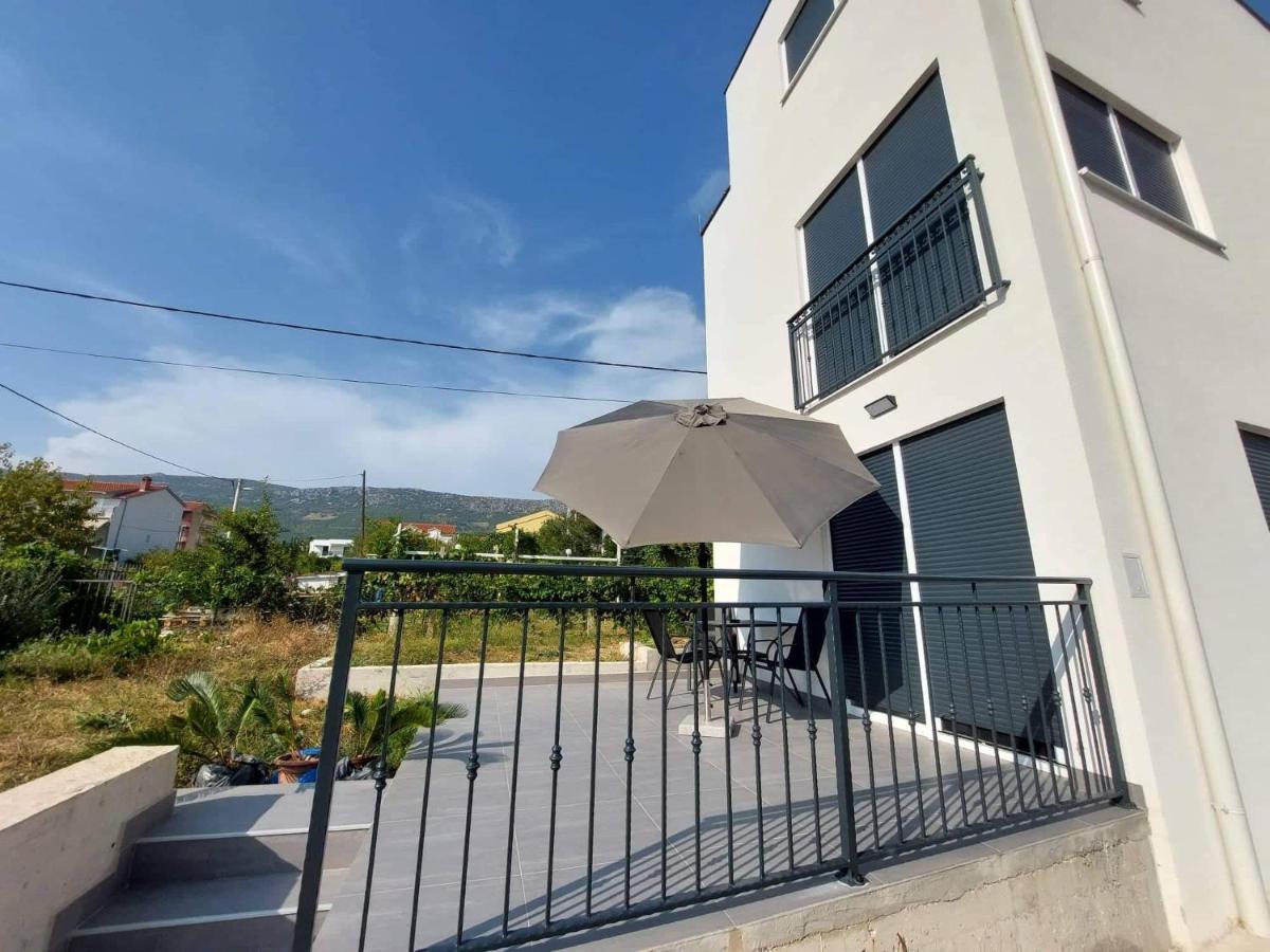 Kaštela Ferienhaus Maestral - Kastel Kambelovac מראה חיצוני תמונה